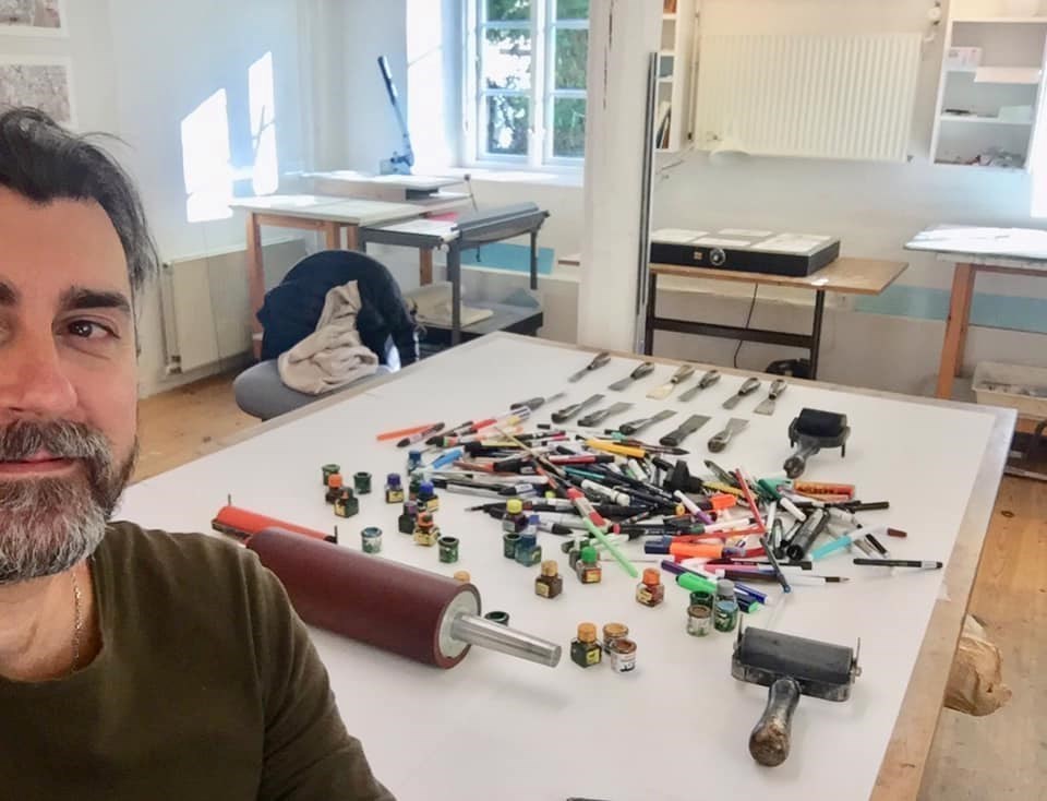 Angelo i grafisk værksted, 2019