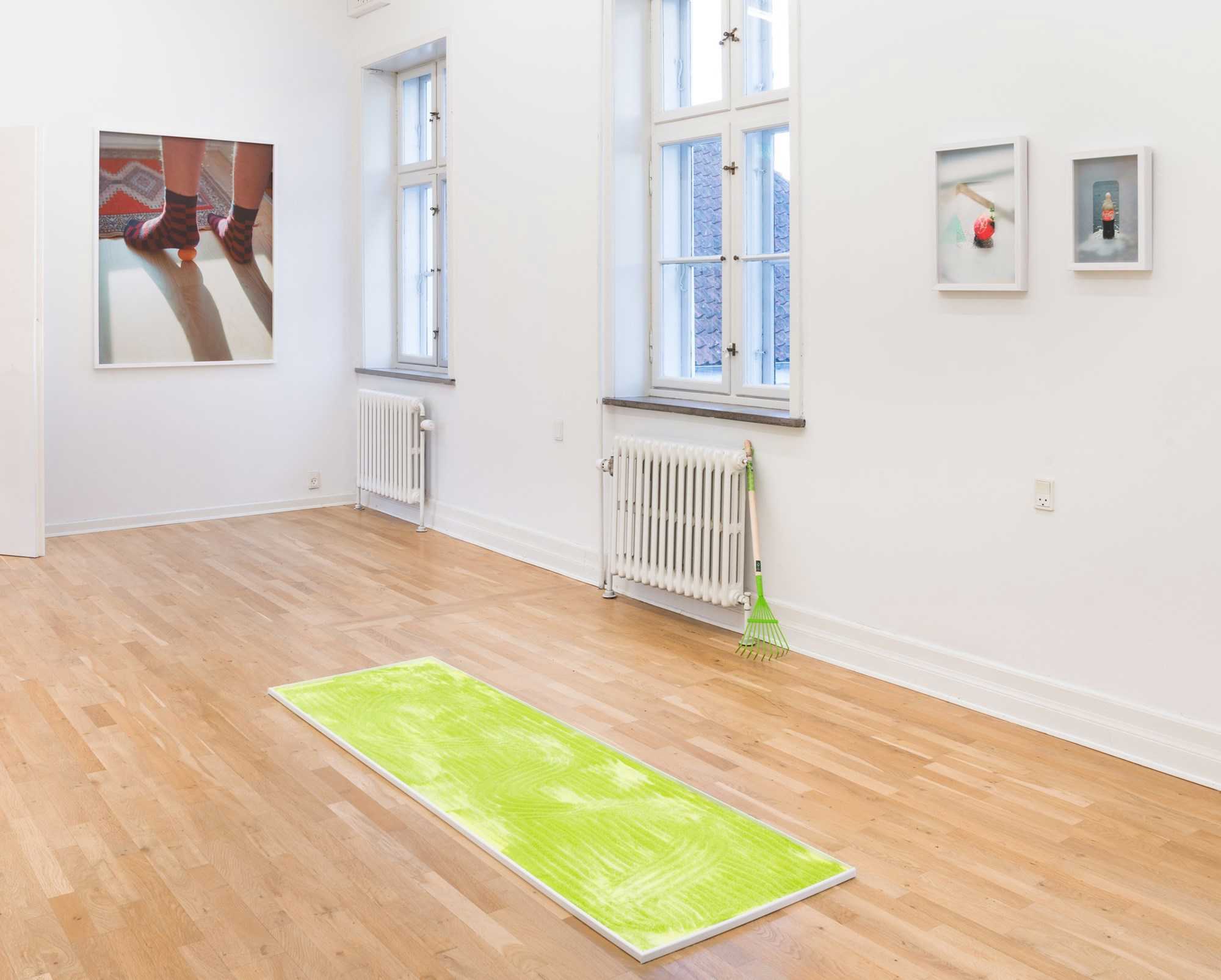 Installationsfoto. 'Oddly Satifying' Fryd Frydendahl, 2022