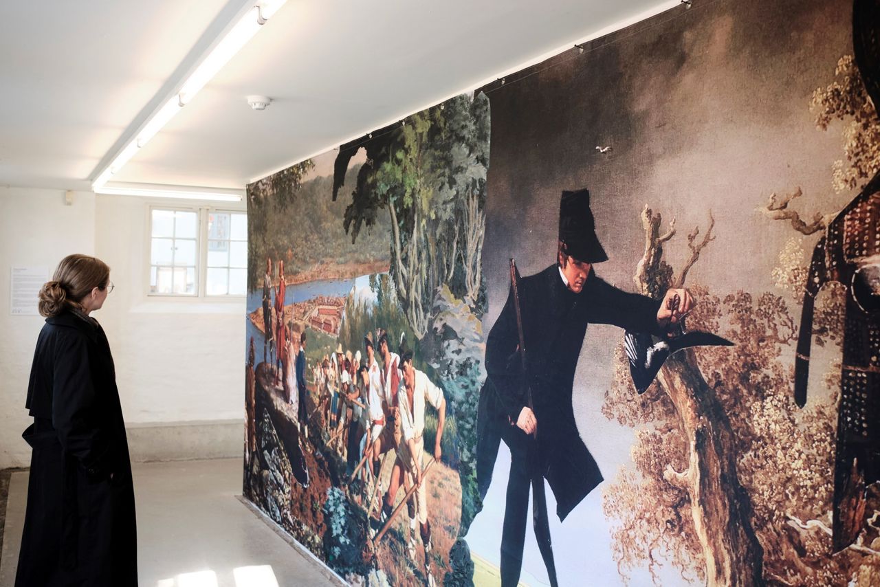 Javier Tapia : Friezes and Borders