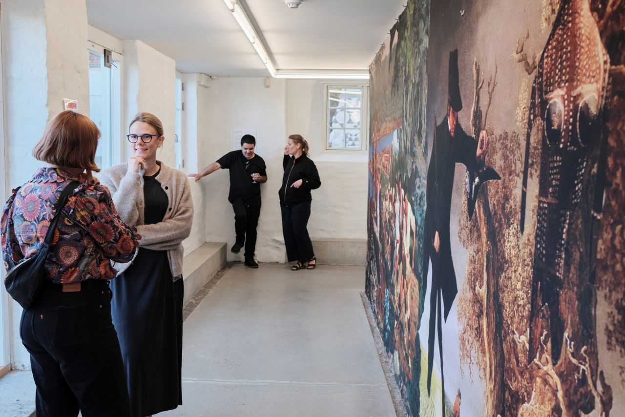 Javier Tapia : Friezes and Borders