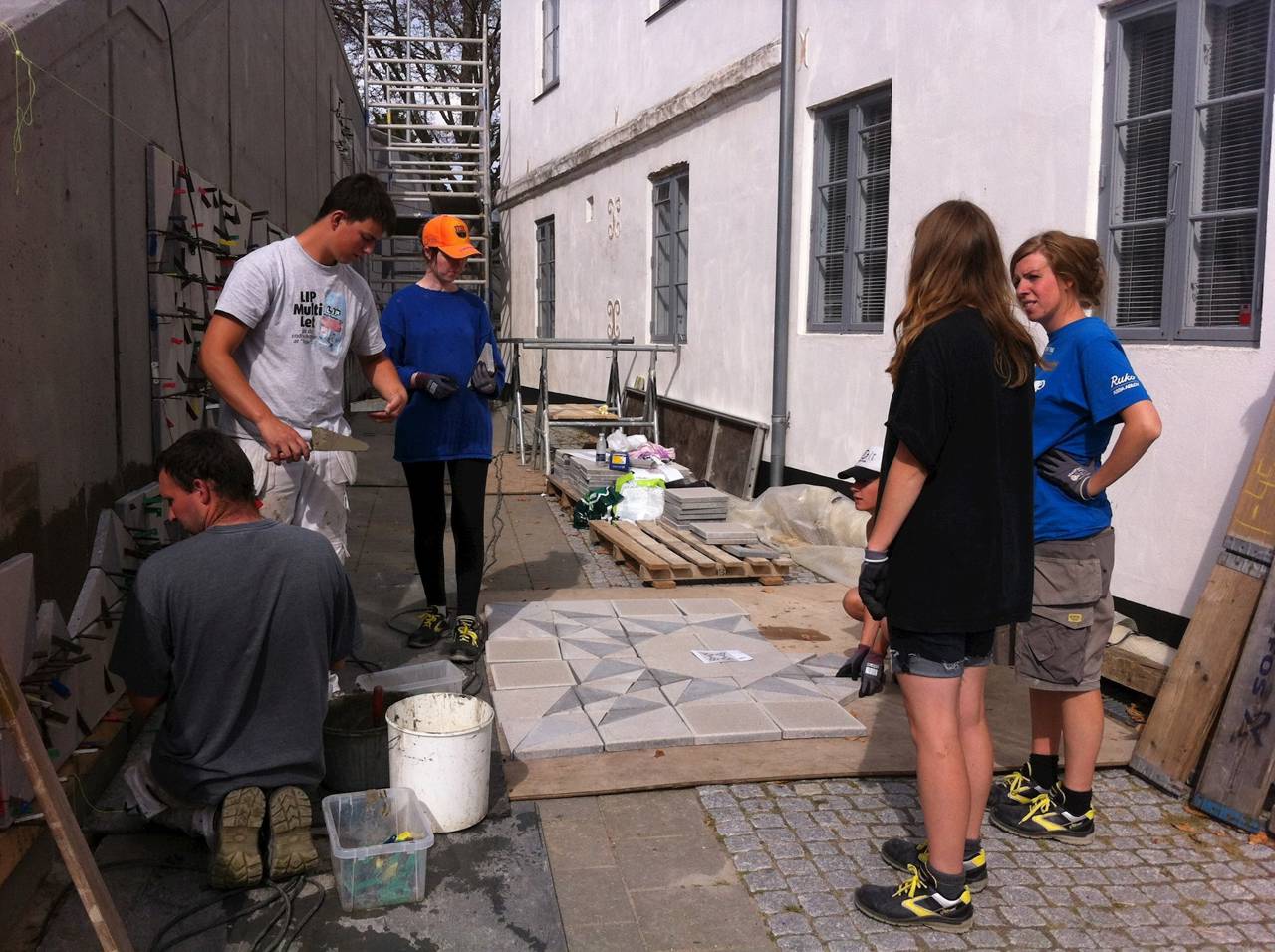 Opsætning af værket 'Tro og Overtro'