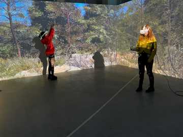 VR-installation på Viborg Kunsthal. 'A&E VR Eksperiment Adolf Adam And Eva Eve' af Paul McCarthy, 2021.