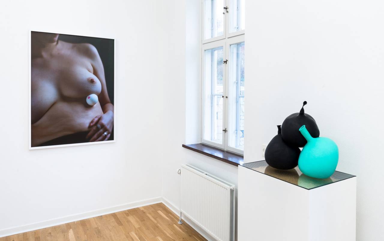 Installationsfoto. 'Oddly Satifying' Fryd Frydendahl, 2022